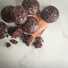 dark chocolate chip muffin